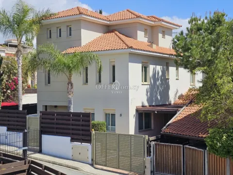 FIVE BEDROOM VILLA WITH SWIMMING POOL IN PYRGOS TOURIST AREA, LIMASSOL - Main Photo