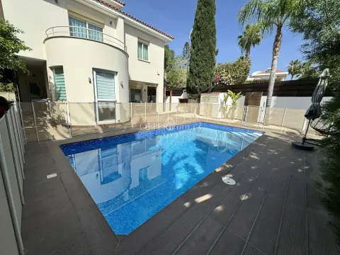 FIVE BEDROOM VILLA WITH SWIMMING POOL IN PYRGOS TOURIST AREA, LIMASSOL - 11