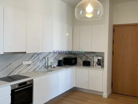 3 Bedroom Top Floor Apartment For Rent Limassol - 11