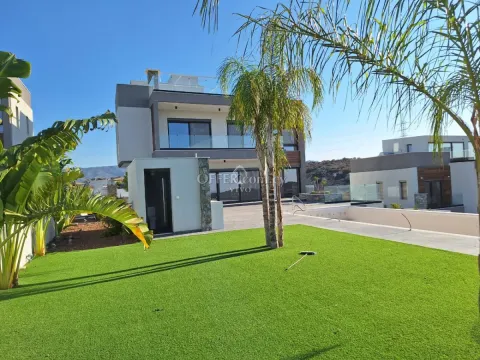 LOVELY 4 BEDROOM FURNISHED  MODERN DESIGN VILLA  WITH LOFT AND  UNINTERRUPTED SEA VIEWS  IN PAREKLISIA - 11