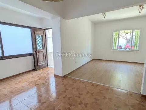 DETACHED BUILDING OF 135 SQ.M. IN AG.TRIADA LIMASSOL - 10
