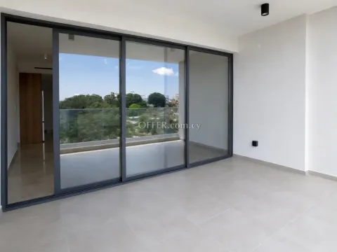 Modern Furnished 3-Bed Apartment, Paphos Center - 5