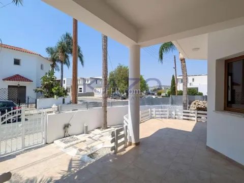 Detached Two Storey House in Aradippou, Larnaca - 9