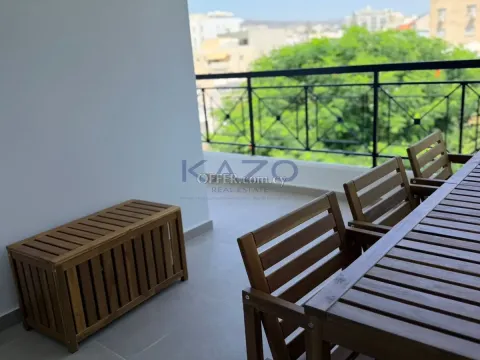 Modern 3-Bed Top-Floor Apartment in Petrou & Pavlou - 9
