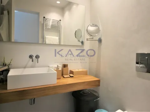 Renovated Seafront 2-Bed Apartment, Agios Tychonas - 2
