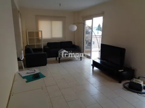Top Floor Apartment in Egkomi for Rent - 4