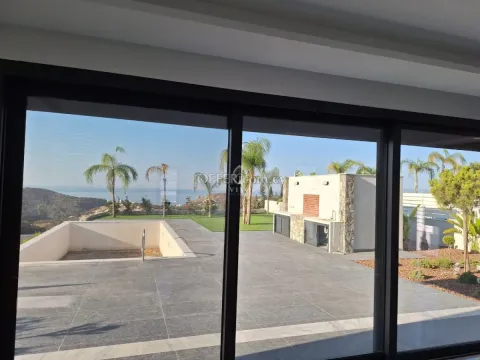 LOVELY 4 BEDROOM FURNISHED  MODERN DESIGN VILLA  WITH LOFT AND  UNINTERRUPTED SEA VIEWS  IN PAREKLISIA - 4