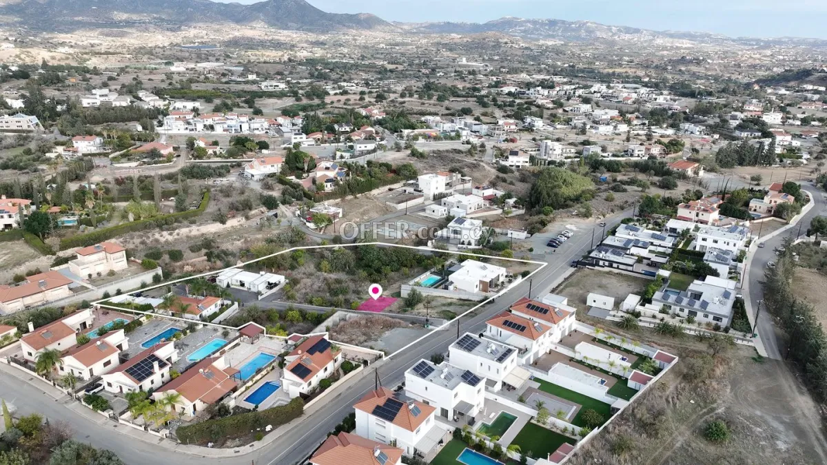 Distributed share of a Residential Field in Parekklisia Limassol - 2