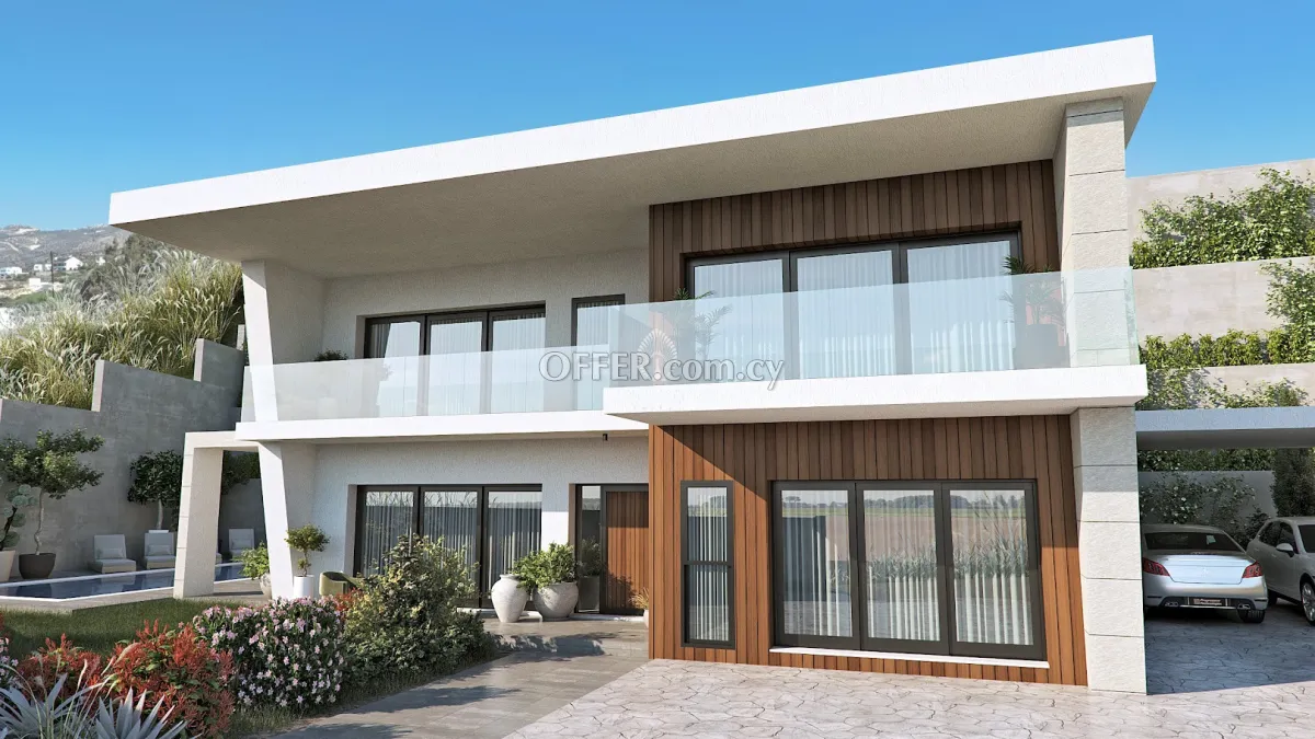 LUXURY THREE BEDROOM VILLA WITH SWIMMING POOL AND ALL- INCLUSIVE PACKAGE - 3