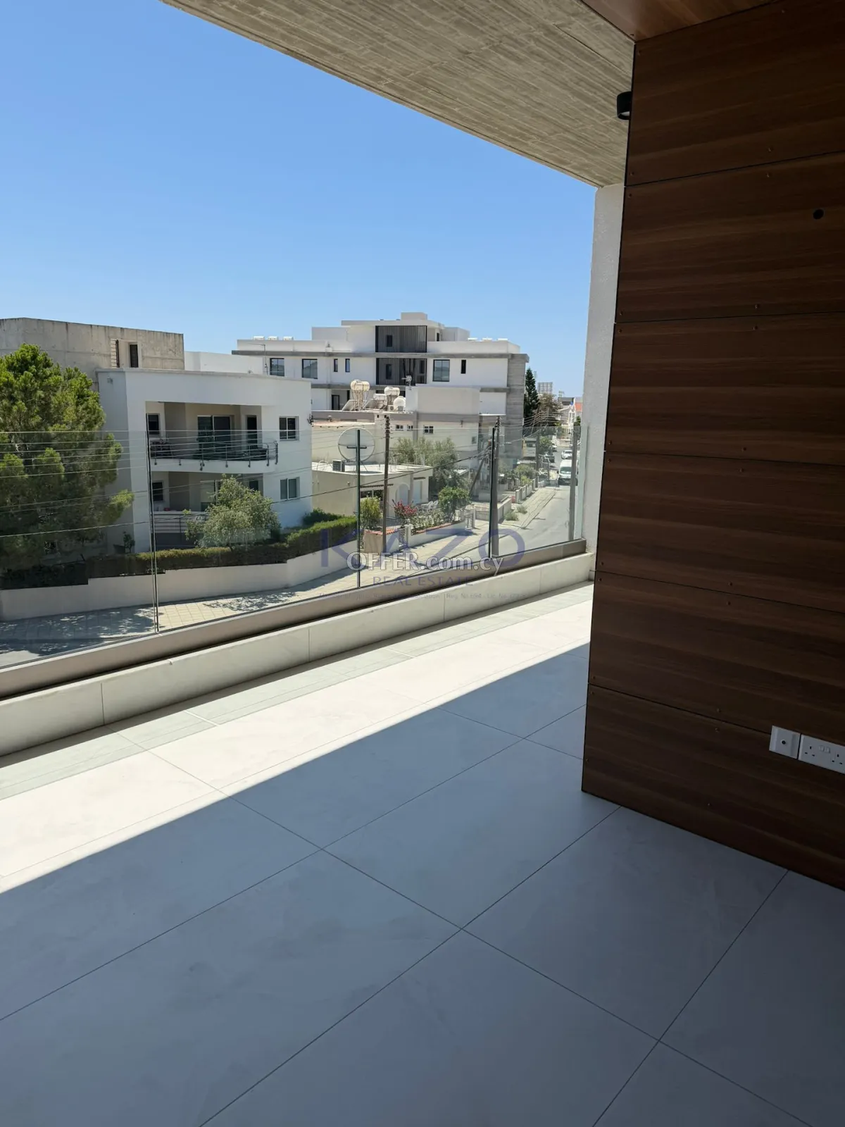 1-Bed Modern Apartment in Germasoyeia, Sea View - 3