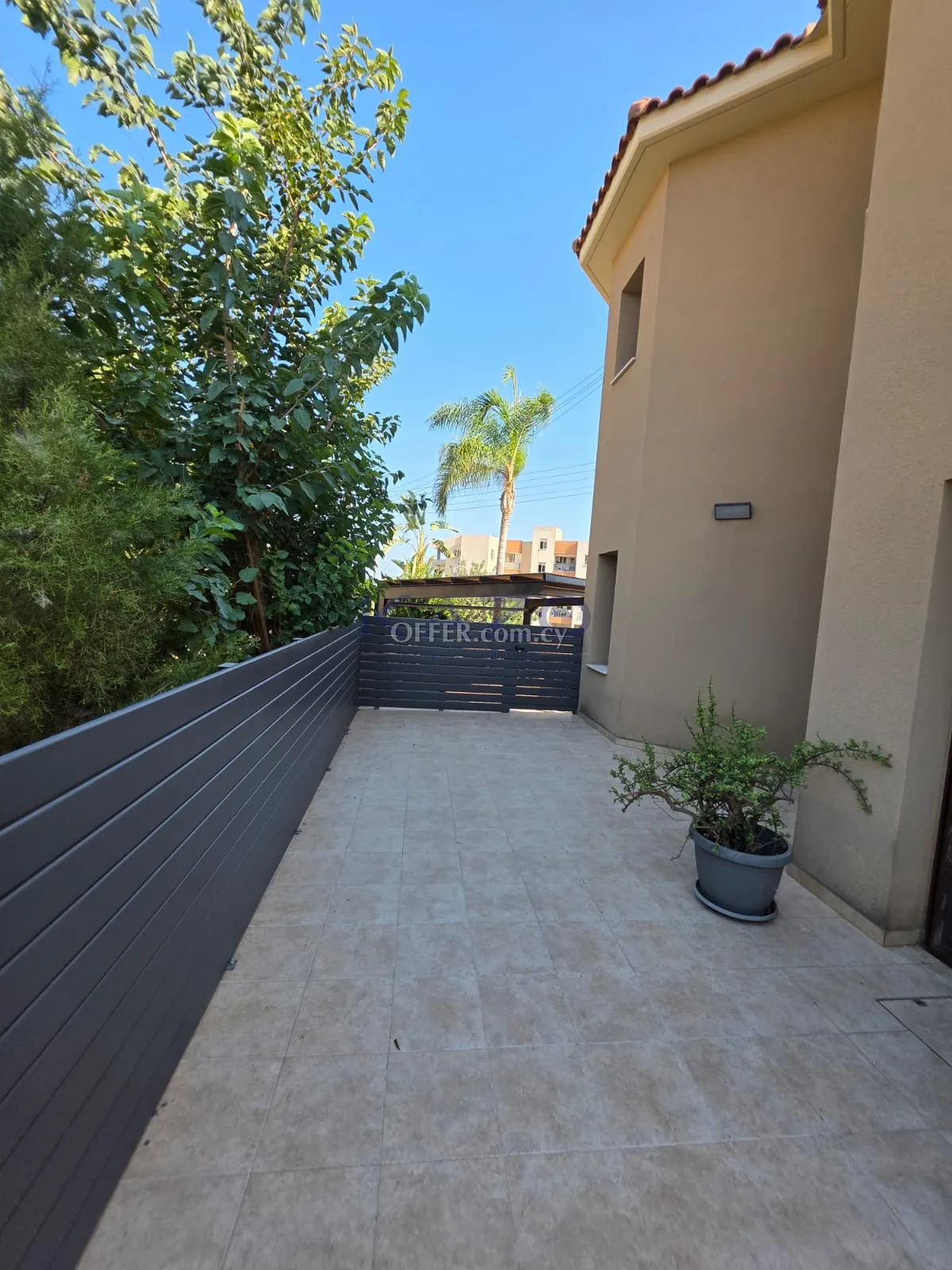 Furnished Three Bedroom Semi-Detached House in Agia Fyla - 4