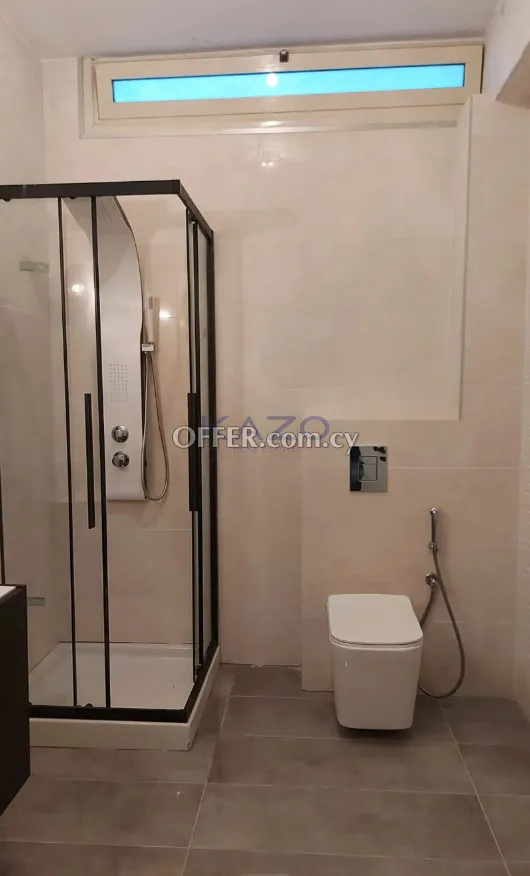 Modern Renovated 5-Bedroom House with Private Pool - 3