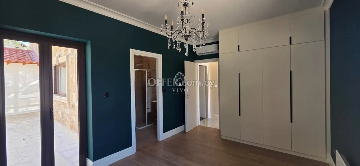 FOR RENT EXCEPTIONAL FOUR BEDROOM RESIDENCE WITH GUEST HOUSE IN SOUNI - 2