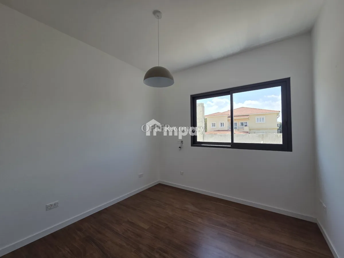 Modern Three Bedroom Apartment in Prime Aglantzia Plati - 2