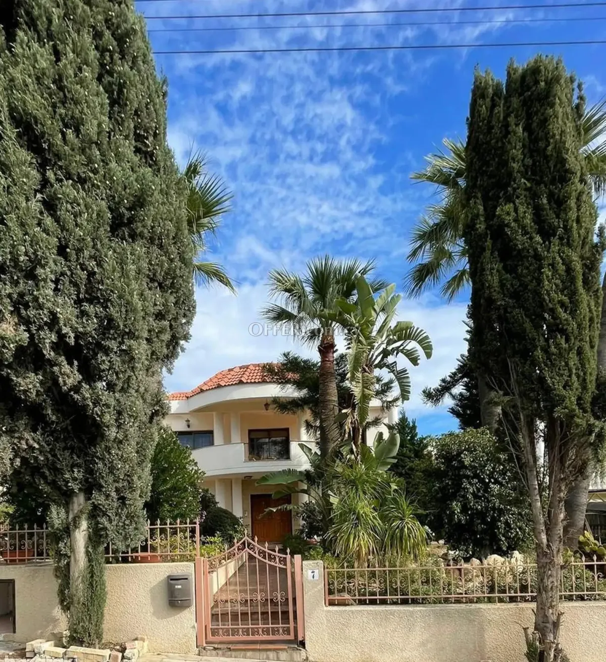 FOUR BEDROOM VILLA IN AGIOS TYCHON TOURIST AREA, LIMASSOL - 1