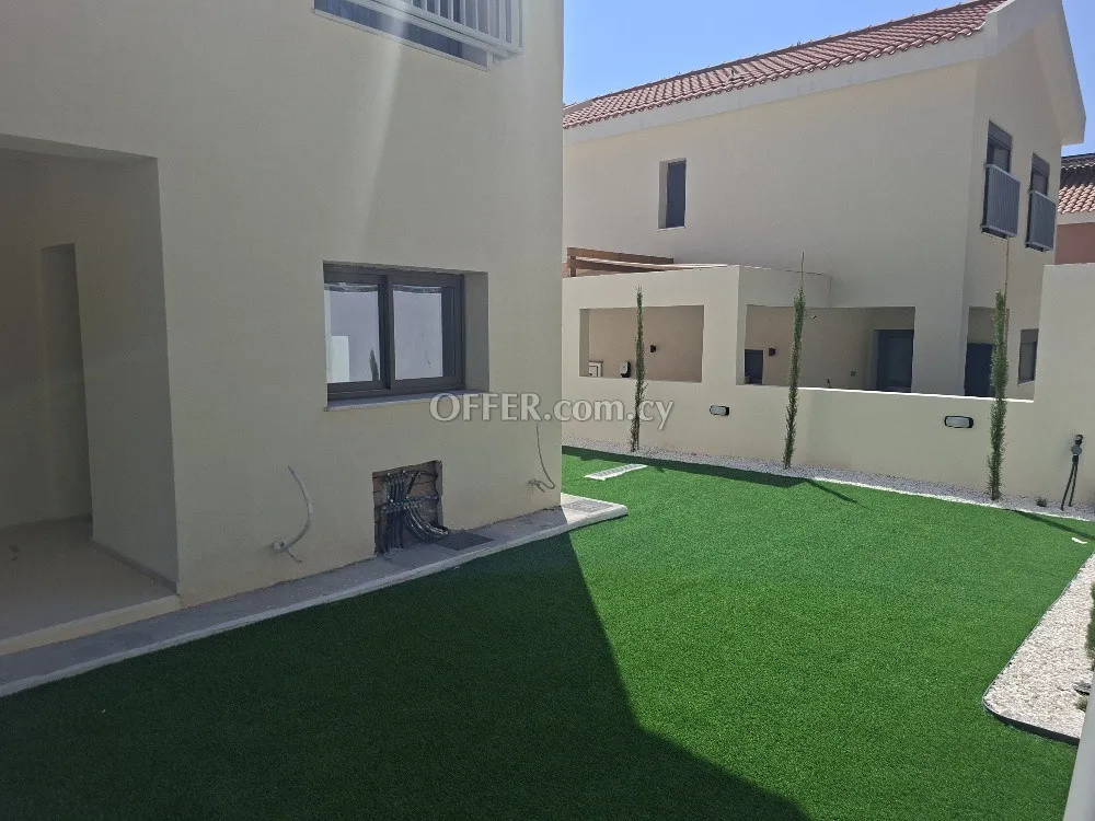 House (Detached) in Souni-Zanakia, Limassol for Sale - 11