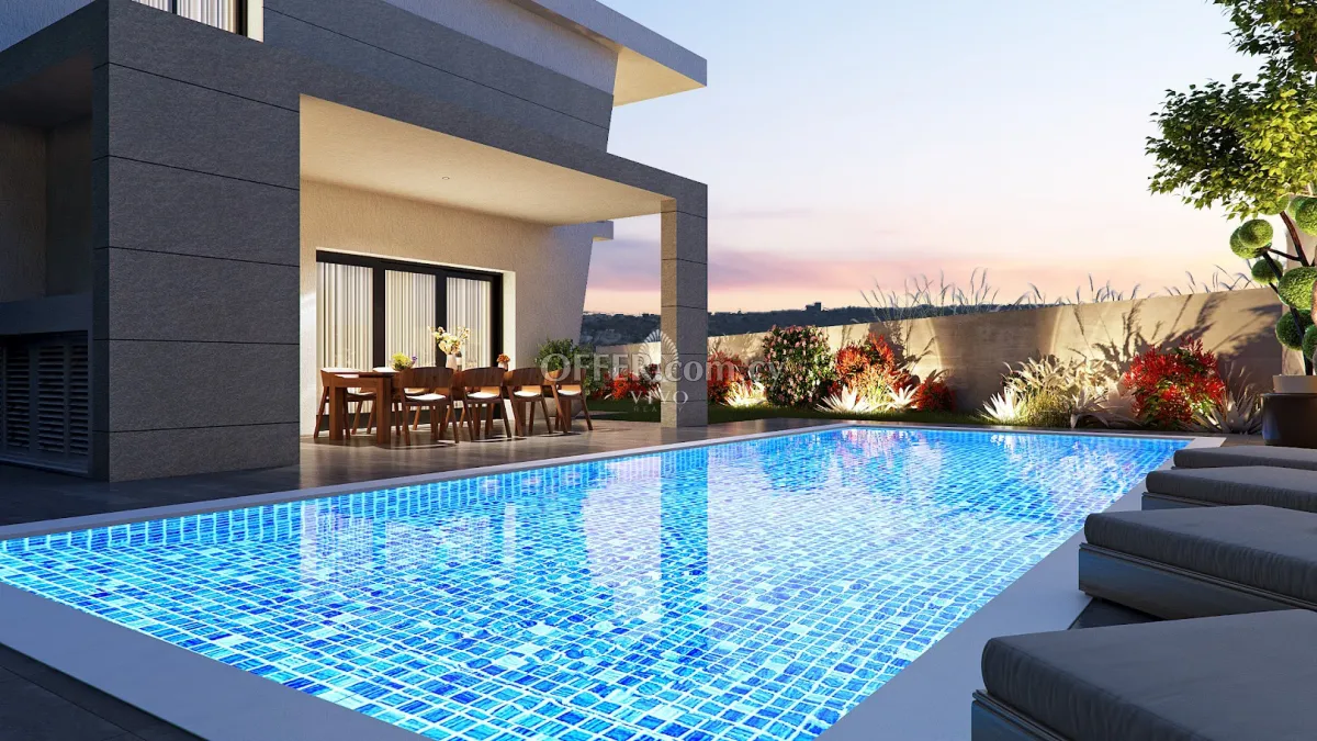 LUXURY THREE BEDROOM VILLA WITH SWIMMING POOL AND ALL- INCLUSIVE PACKAGE - 11
