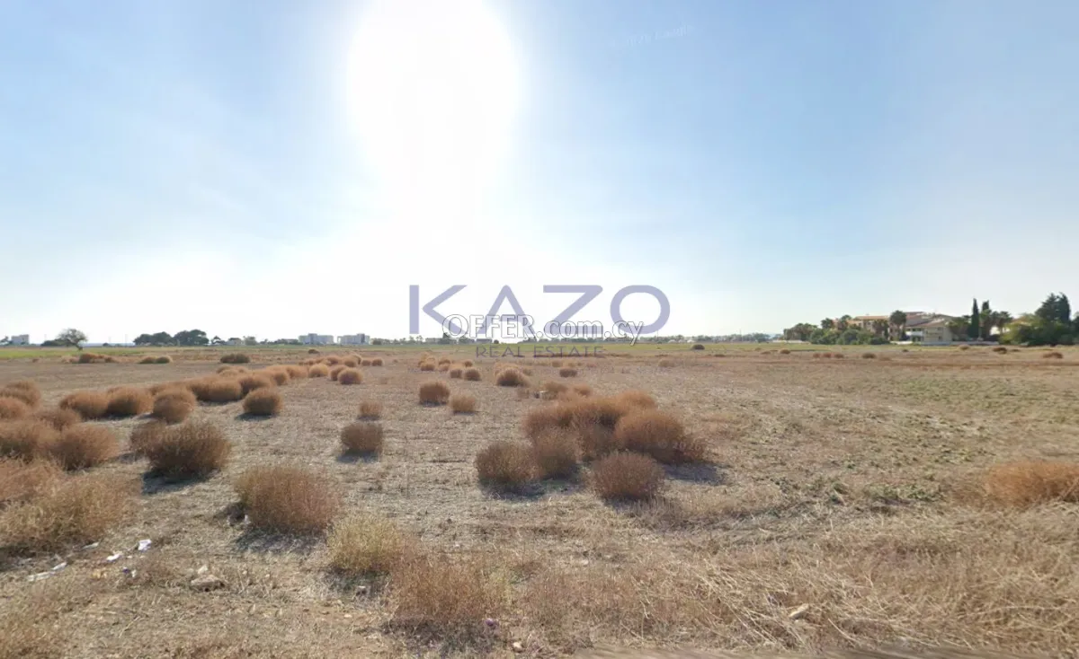 Prime Residential Development Land in Perivolia - 3
