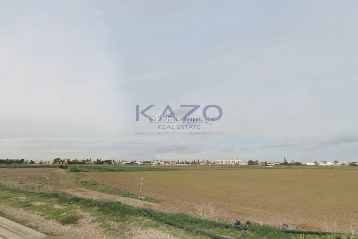 Expansive 6,501 m2 Residential Plot in Perivolia - 3