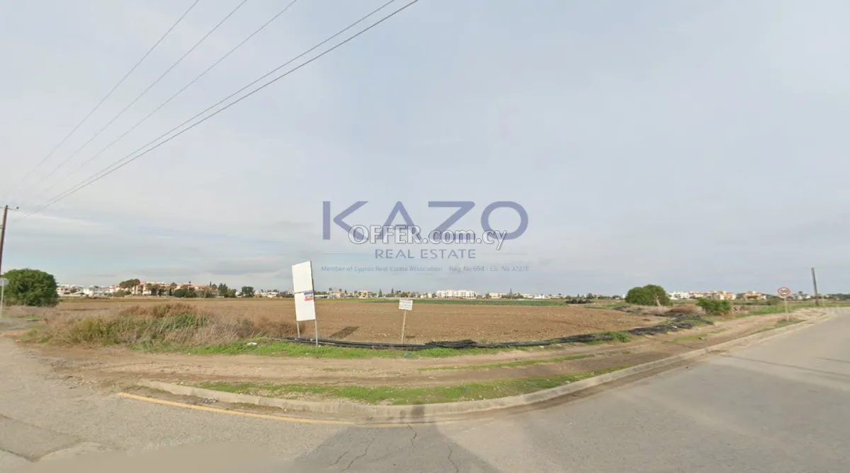 Expansive Residential Land in Perivolia - 4