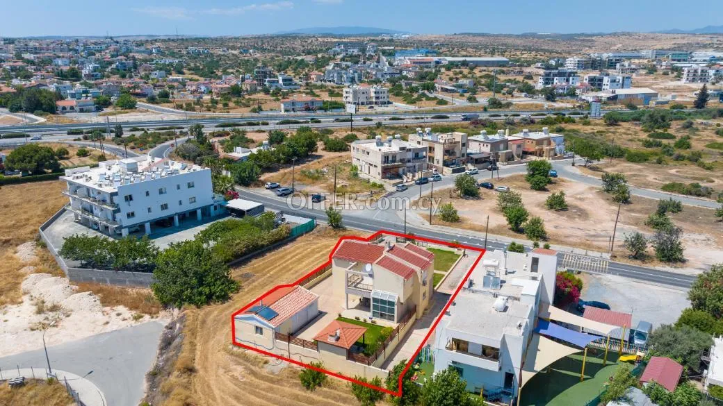 4 bedroom house in Ypsonas Limassol - 4