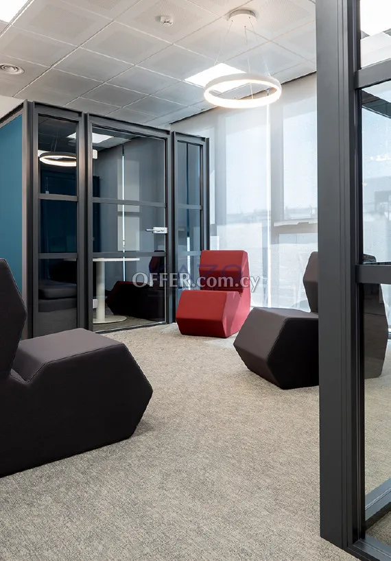 Contemporary Fully Furnished Commercial Building in City Center - 5