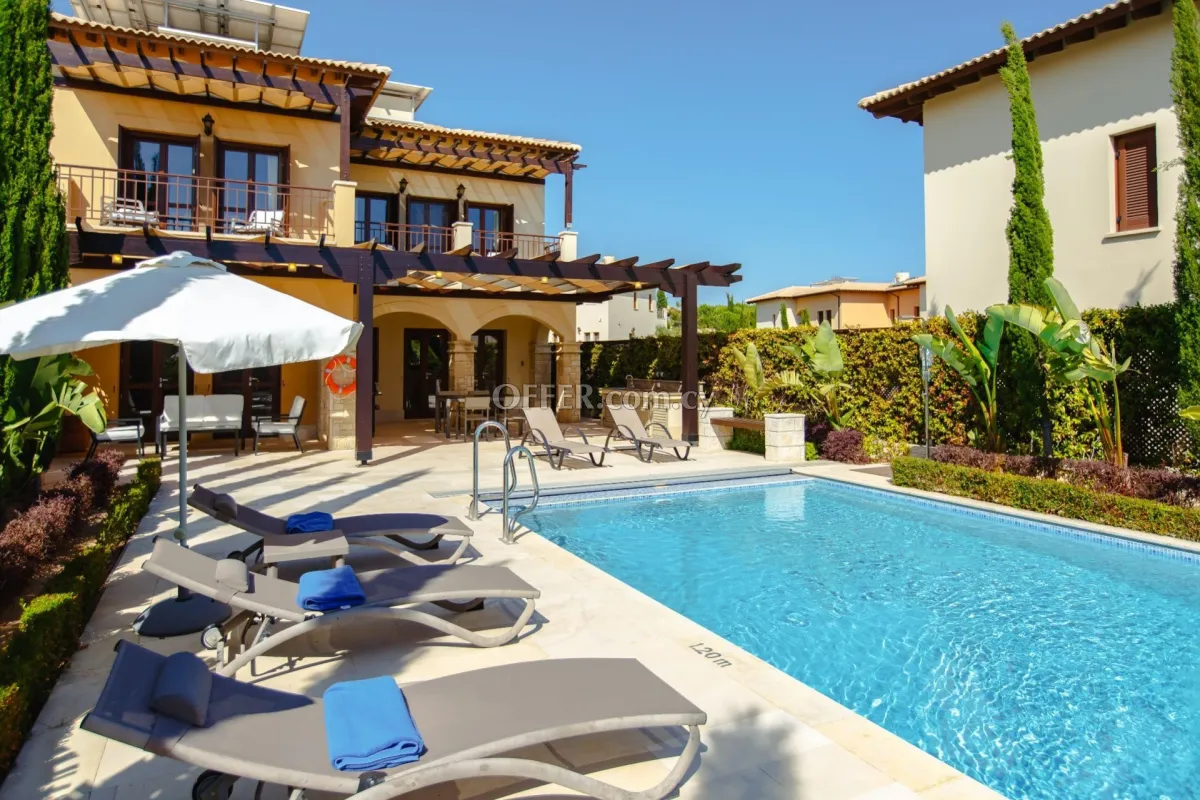 Villa for long term rent in Aphrodite Hills - 9