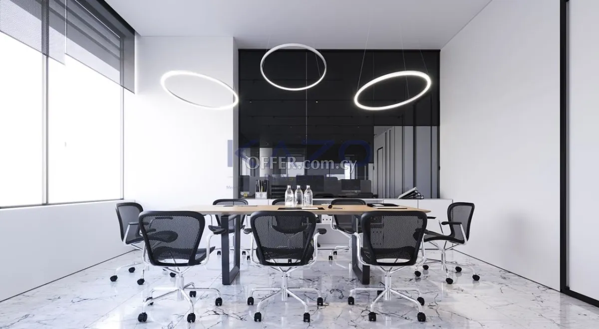 Modern 206 m2 Office Space in Kapsalos - 11