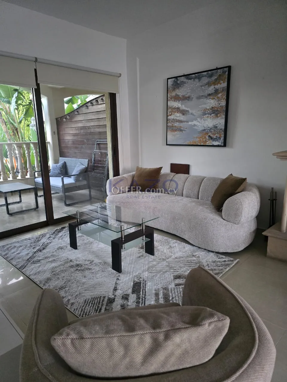 Modern 1-Bed Apartment in Pyrgos with Shared Pool - 11