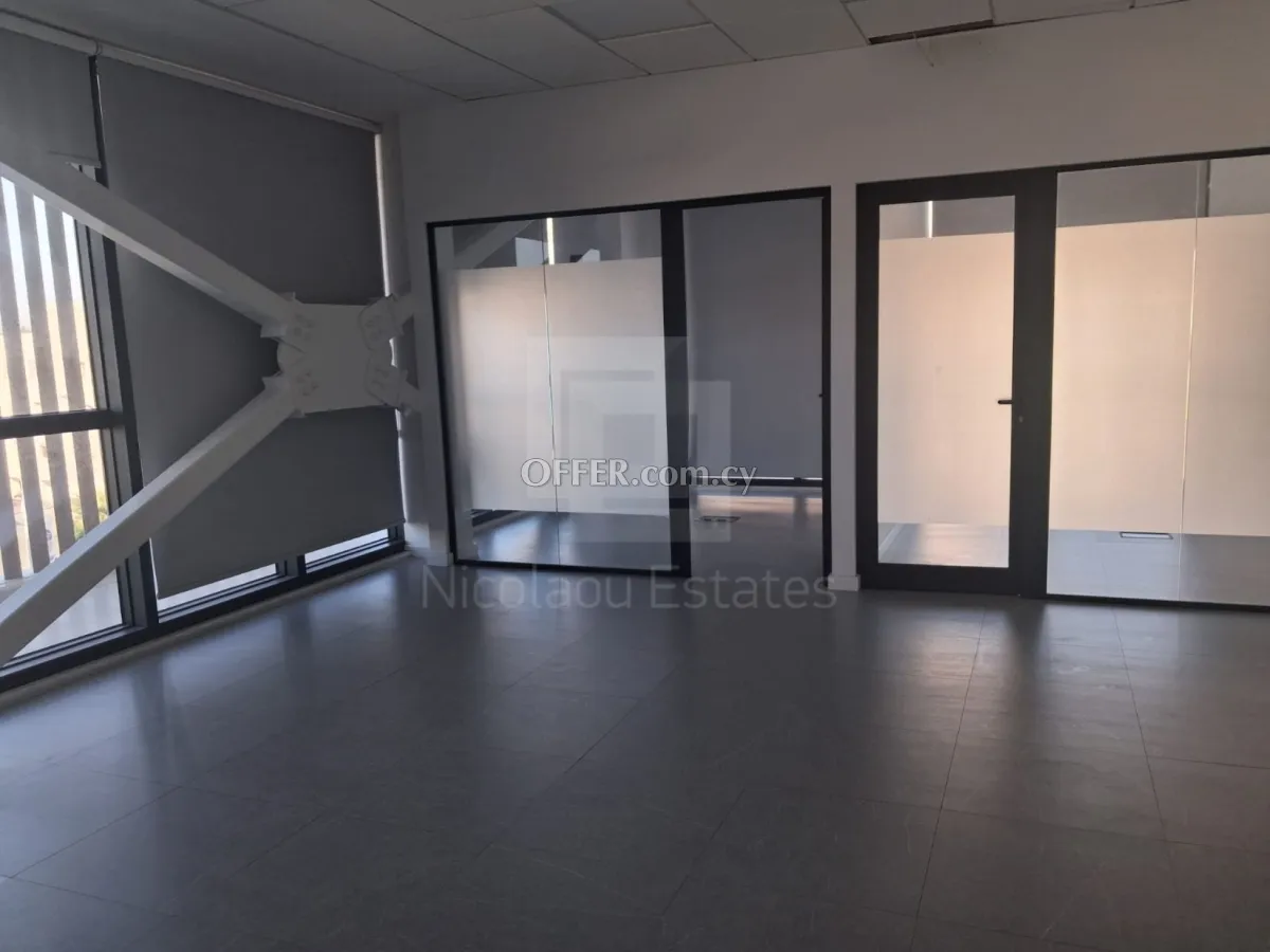 Office for rent in a prime location - 7