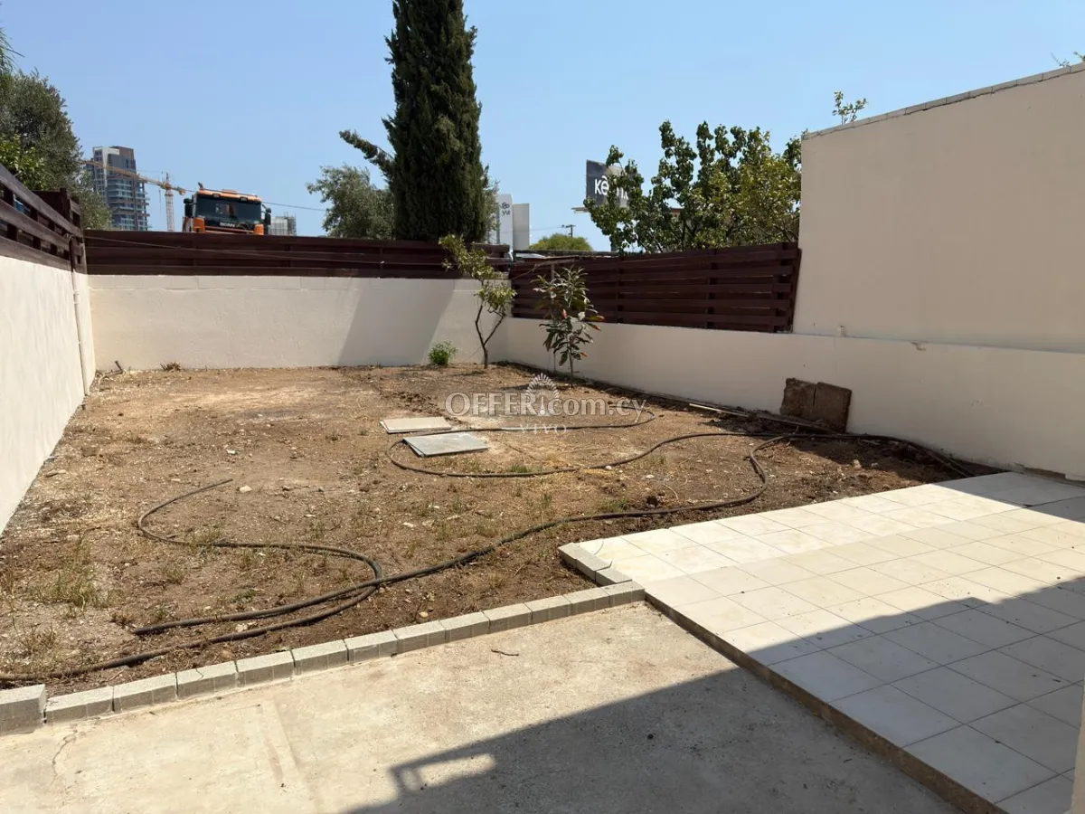 NEWLY RENOVATED 2 BEDROOM SEMI DETACHED HOUSE IN MOUTTAYIAKA - 8