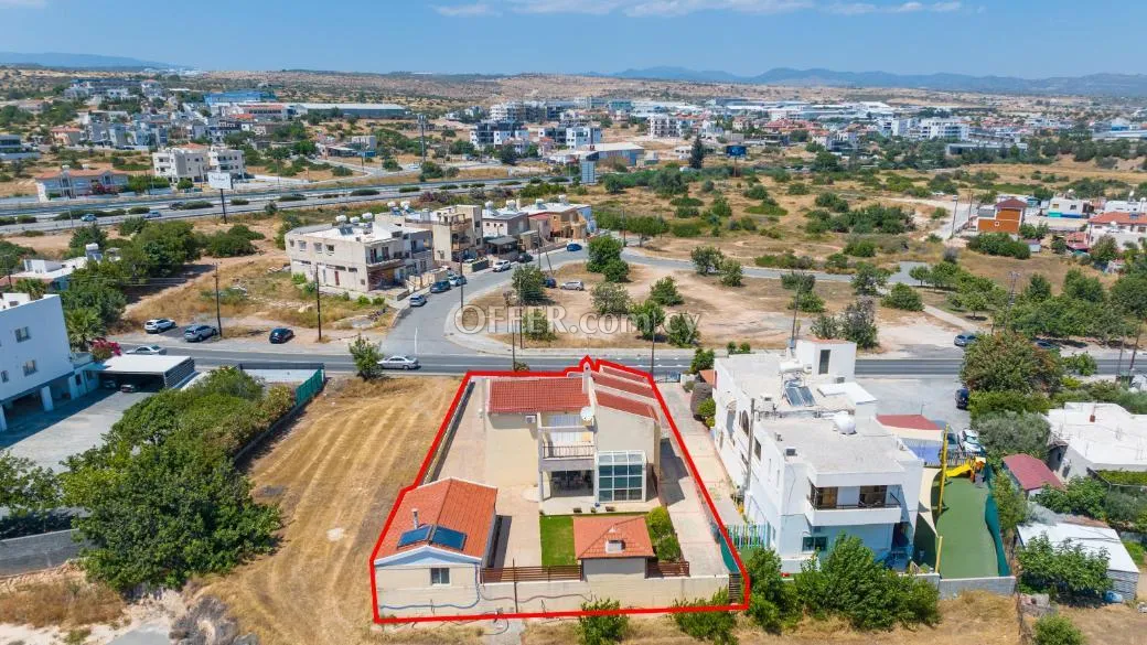 4 bedroom house in Ypsonas Limassol - 2