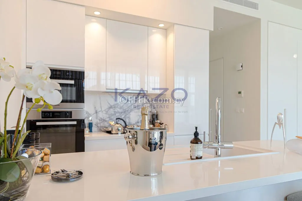 Modern 2-Bed Apartment in Germasoyeia Tourist Area with Pool - 7
