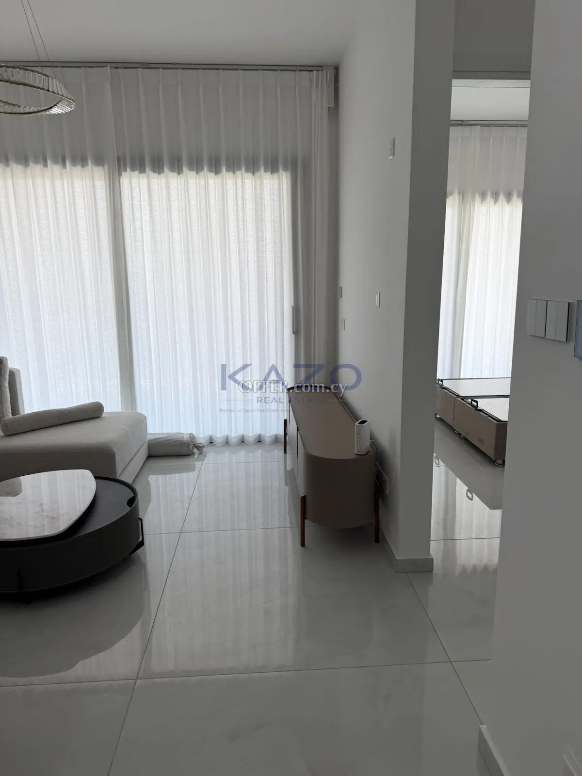 1-Bed Modern Apartment in Germasoyeia, Sea View - 8