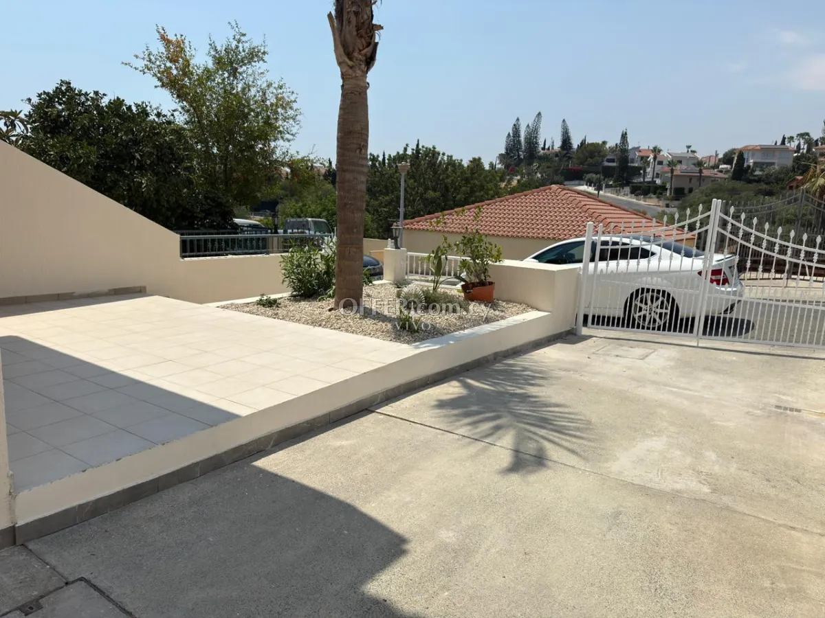 NEWLY RENOVATED 2 BEDROOM SEMI DETACHED HOUSE IN MOUTTAYIAKA - 7