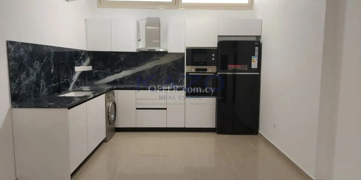 Modern Renovated 5-Bedroom House with Private Pool - 7