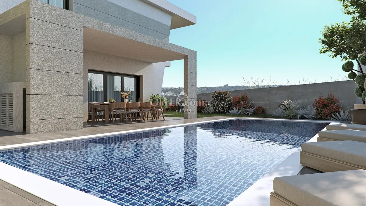 LUXURY THREE BEDROOM VILLA WITH SWIMMING POOL AND ALL- INCLUSIVE PACKAGE - 4