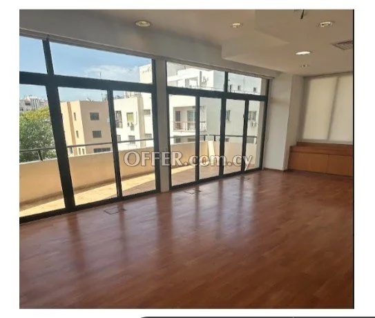 Luxurious Modern Office for Rent - 5