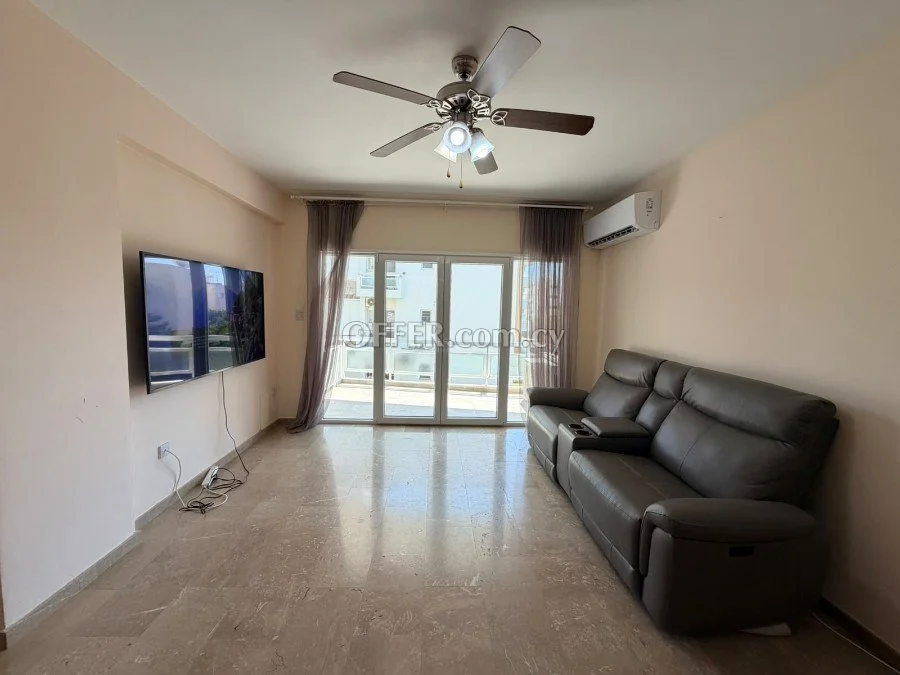 Huge 145sqm 3 Bedroom Apartment 100m from Sea - 2