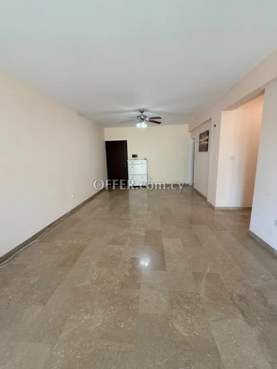 Huge 145sqm 3 Bedroom Apartment 100m from Sea - 3