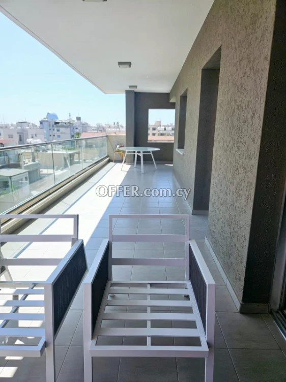 3 bedroom top floor apartment with 70m2 veranda - 2