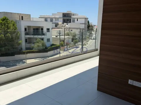 1-Bed Modern Apartment in Germasoyeia, Sea View - 3