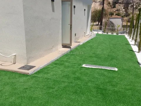 House (Detached) in Souni-Zanakia, Limassol for Sale - 2