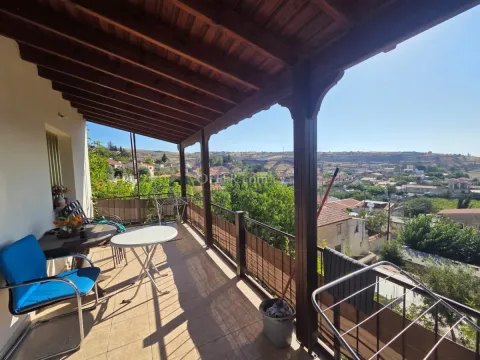 Upper Level House in Vasa Koilaniou, Limassol - 3