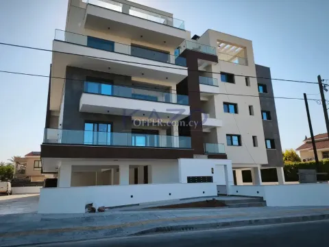 Modern 2 Bedroom Apartment in Quiet Green Polemidia - Main Photo