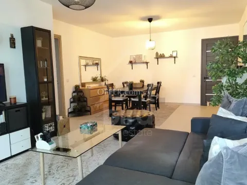 2 Bed Apartment for Rent in Agioi Omologites, Nicosia