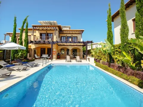 Villa for long term rent in Aphrodite Hills - Main Photo
