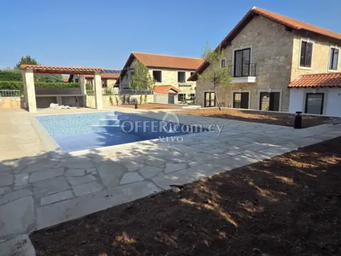 FOR RENT EXCEPTIONAL FOUR BEDROOM RESIDENCE WITH GUEST HOUSE IN SOUNI - Main Photo