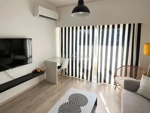 SEAFRONT 2 BEDROOM APARTMENT IN NEAPOLIS - Main Photo