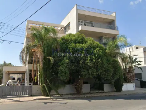 Ground Floor Three Bedroom Apartment in Kato Polemidia - Main Photo